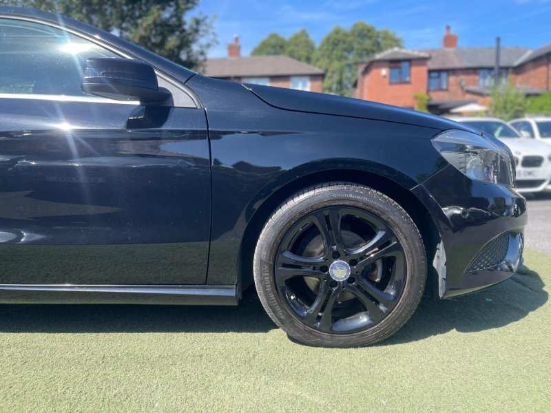 MERCEDES-BENZ A CLASS
