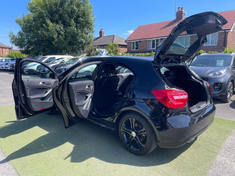 MERCEDES-BENZ A CLASS
