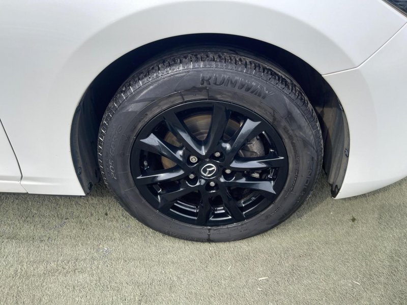 MAZDA MAZDA3