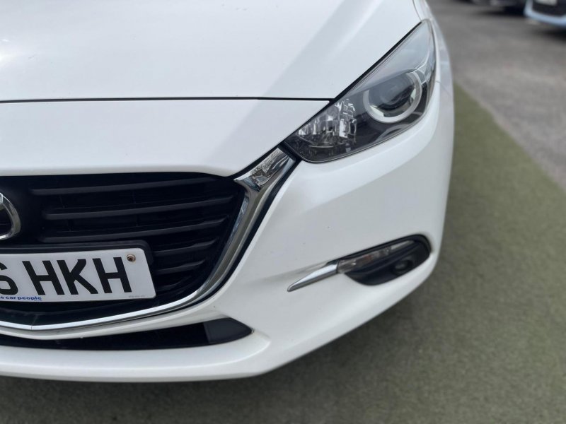 MAZDA MAZDA3