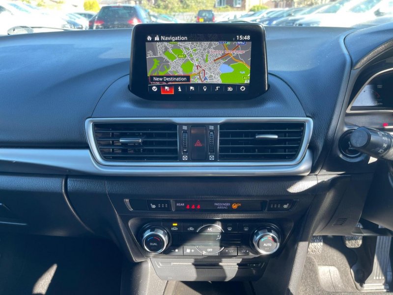 MAZDA MAZDA3