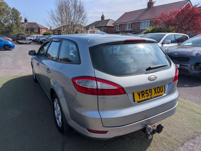 FORD MONDEO