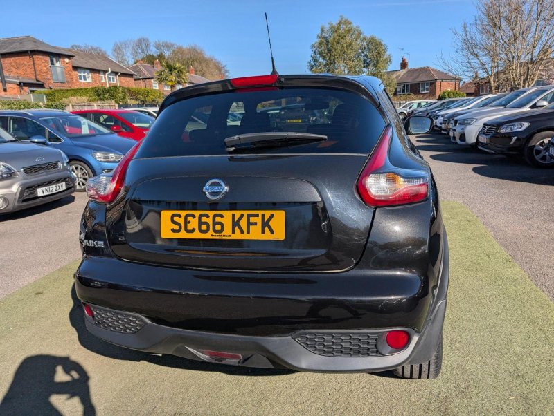 NISSAN JUKE