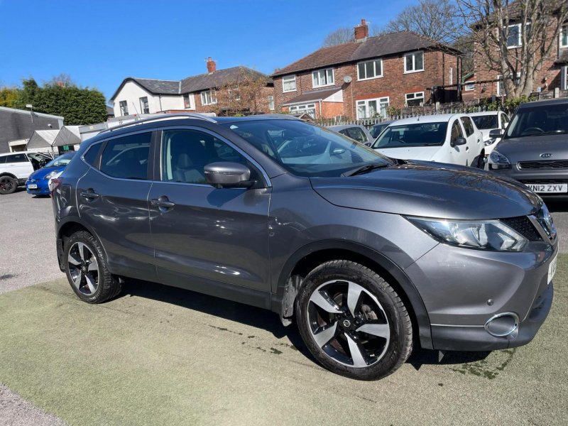 NISSAN QASHQAI