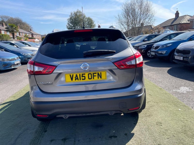 NISSAN QASHQAI