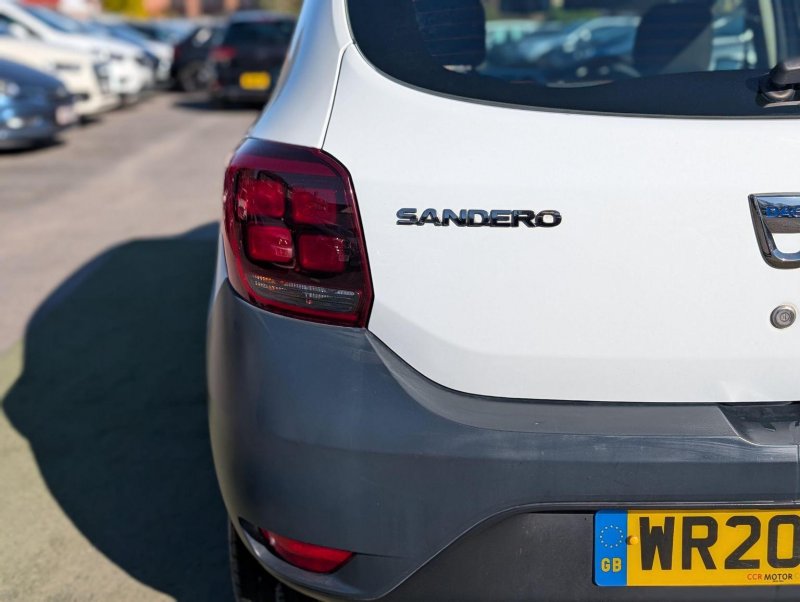 DACIA SANDERO