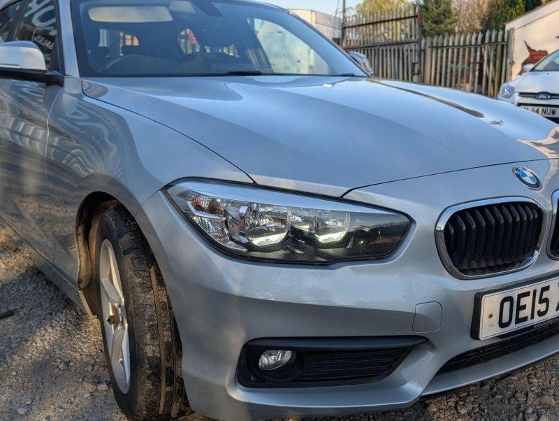 BMW 1 SERIES