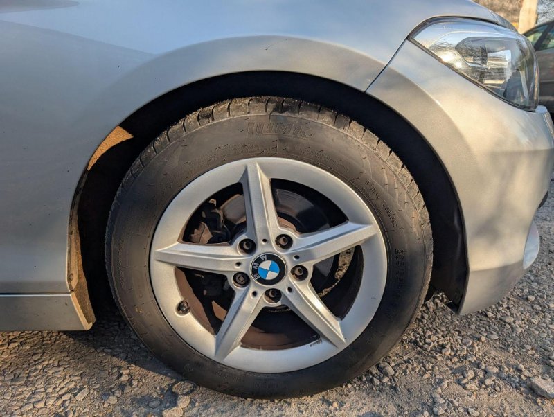 BMW 1 SERIES