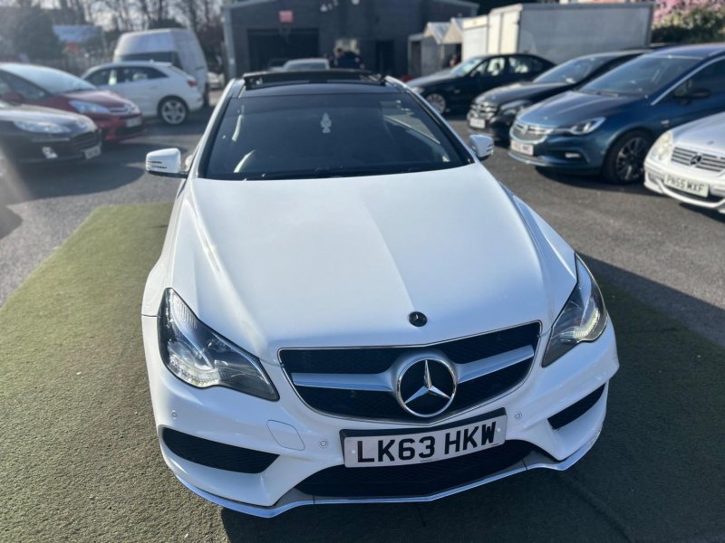 MERCEDES-BENZ E CLASS