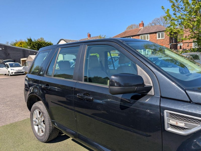LAND ROVER FREELANDER 2