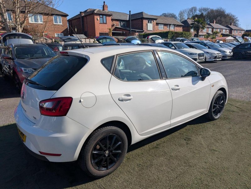 SEAT IBIZA