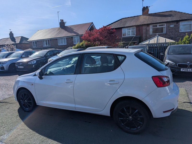 SEAT IBIZA