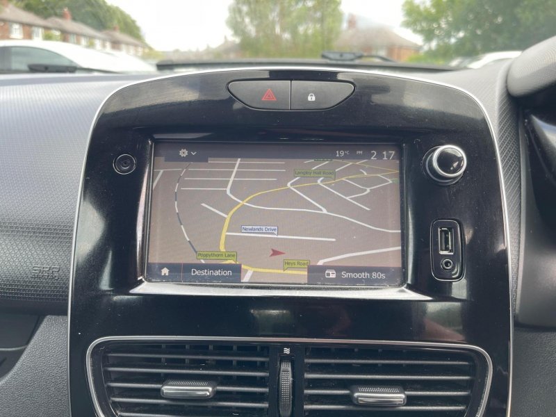 RENAULT CLIO