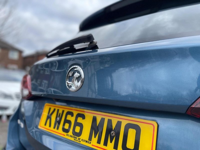 VAUXHALL ASTRA