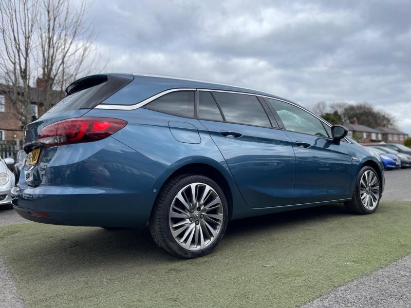 VAUXHALL ASTRA
