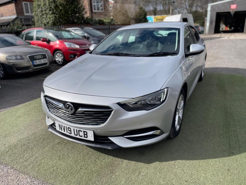 VAUXHALL INSIGNIA