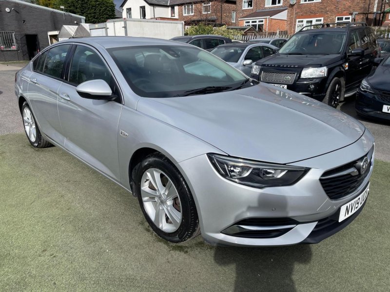 VAUXHALL INSIGNIA