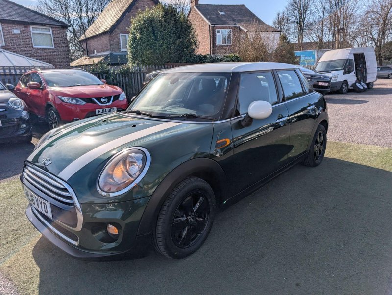 MINI HATCH