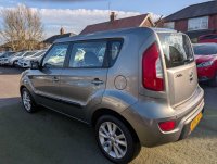 KIA SOUL