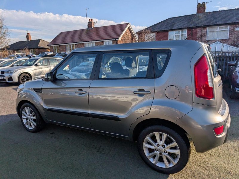KIA SOUL