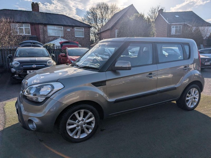 KIA SOUL