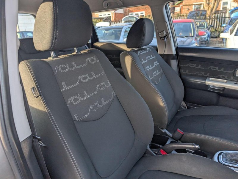 KIA SOUL