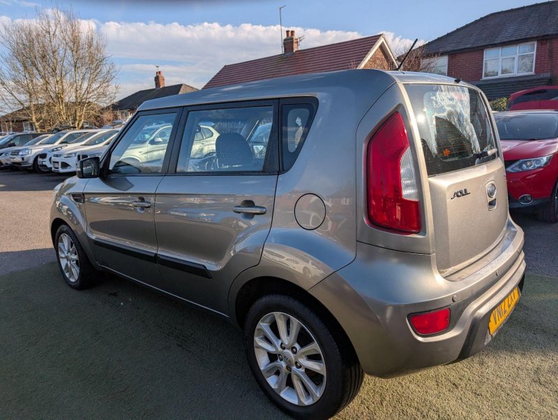 KIA SOUL