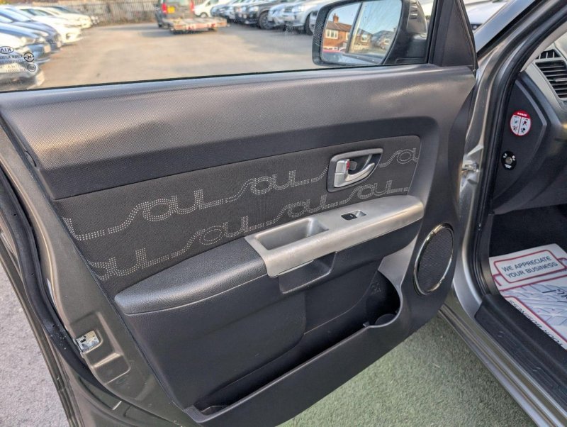 KIA SOUL