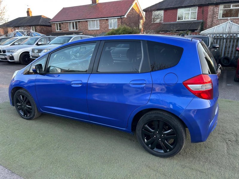 HONDA JAZZ