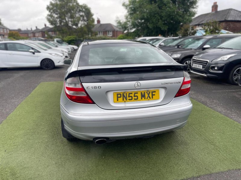 MERCEDES-BENZ C CLASS