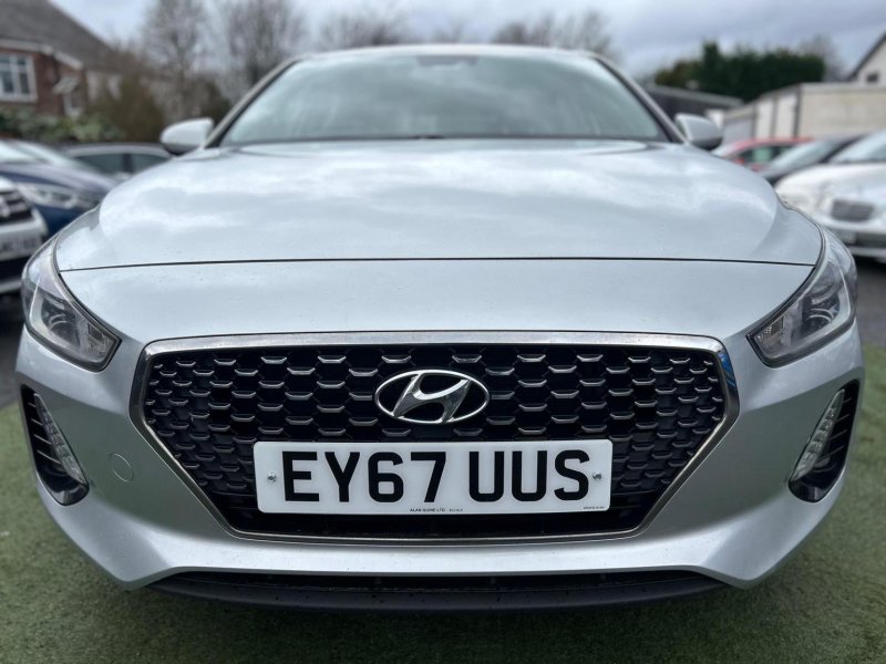 HYUNDAI I30