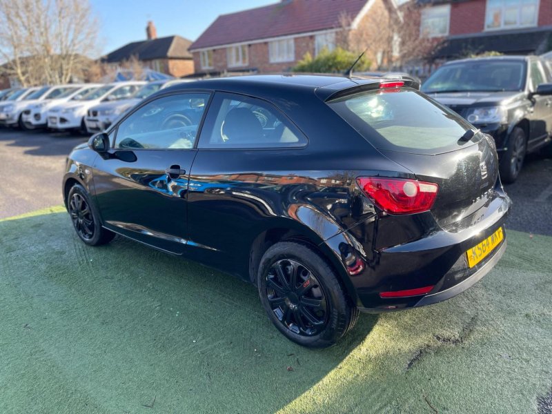 SEAT IBIZA