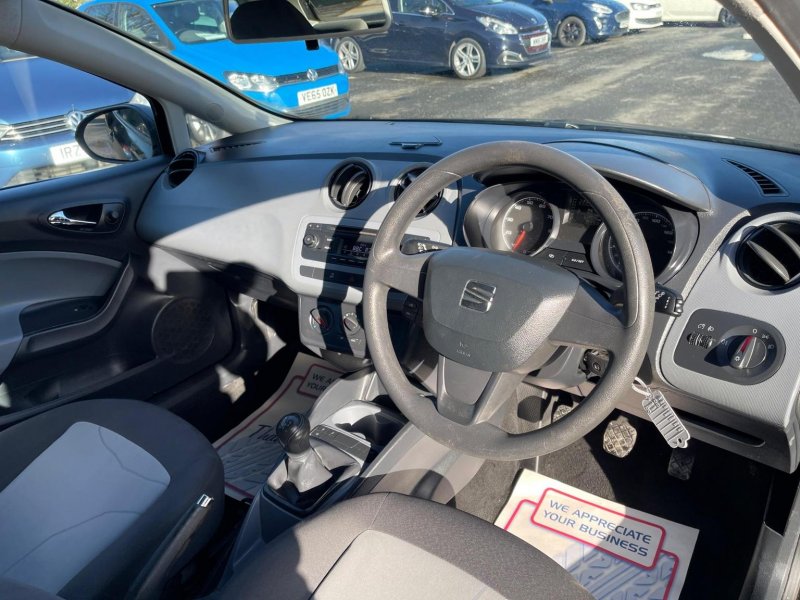 SEAT IBIZA