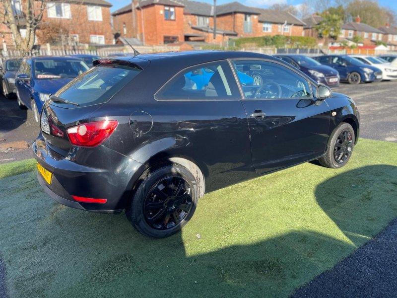 SEAT IBIZA