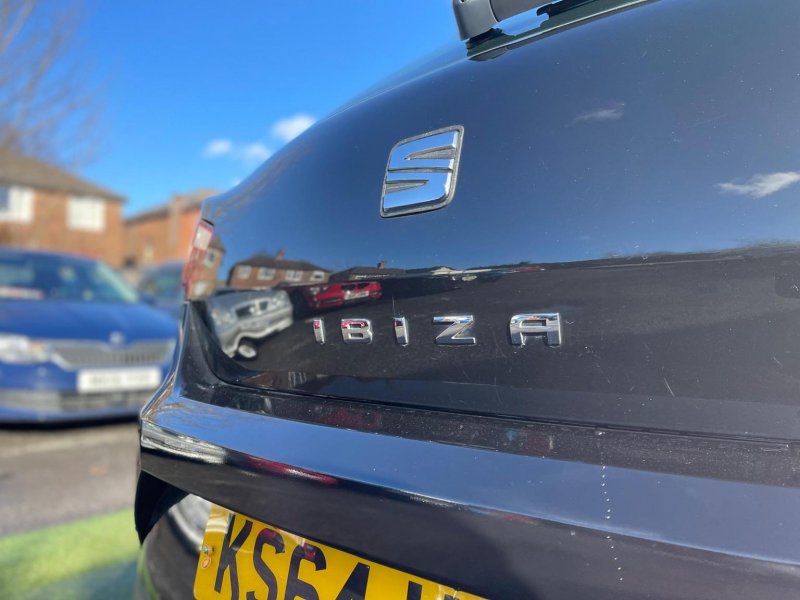 SEAT IBIZA