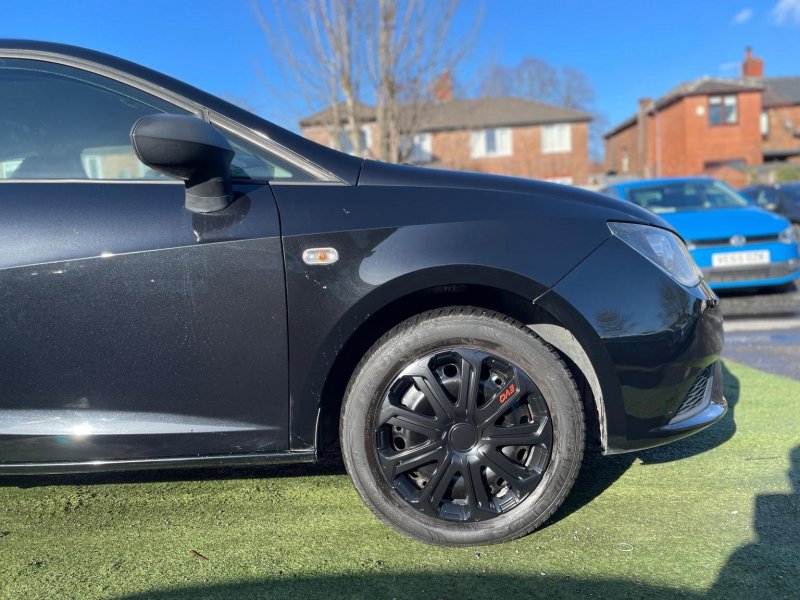 SEAT IBIZA