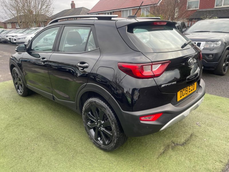 KIA STONIC