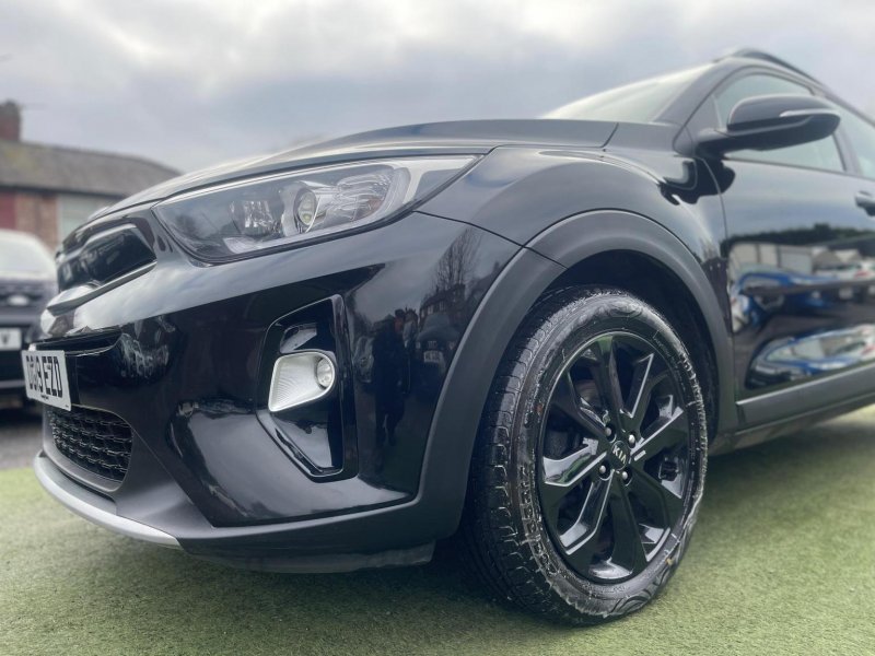 KIA STONIC