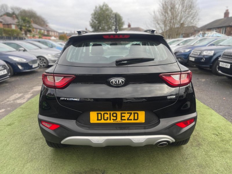 KIA STONIC