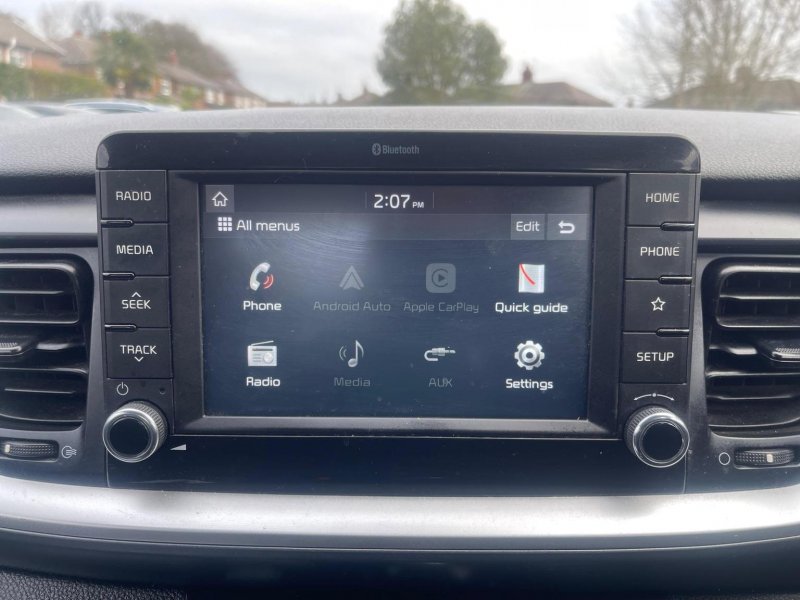 KIA STONIC