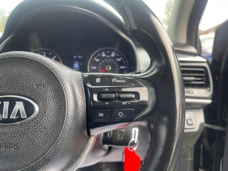 KIA STONIC