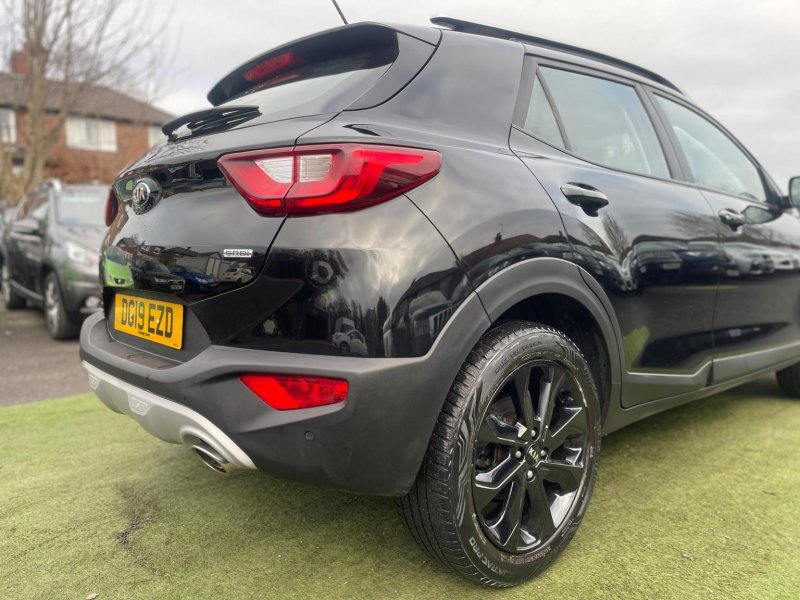 KIA STONIC