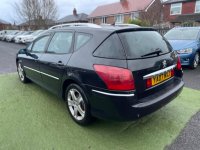 PEUGEOT 407