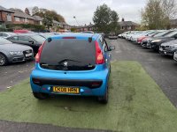 PEUGEOT 107