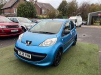 PEUGEOT 107