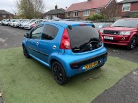 PEUGEOT 107
