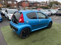 PEUGEOT 107