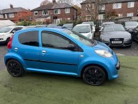 PEUGEOT 107