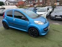 PEUGEOT 107