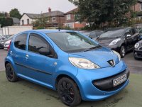 PEUGEOT 107